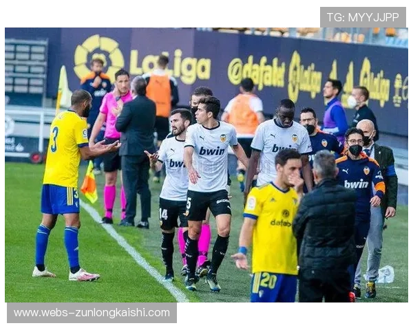 西甲裁判执法标准不一,多队呼吁技术改革 西甲裁判执法标准不一,多队呼吁技术改革